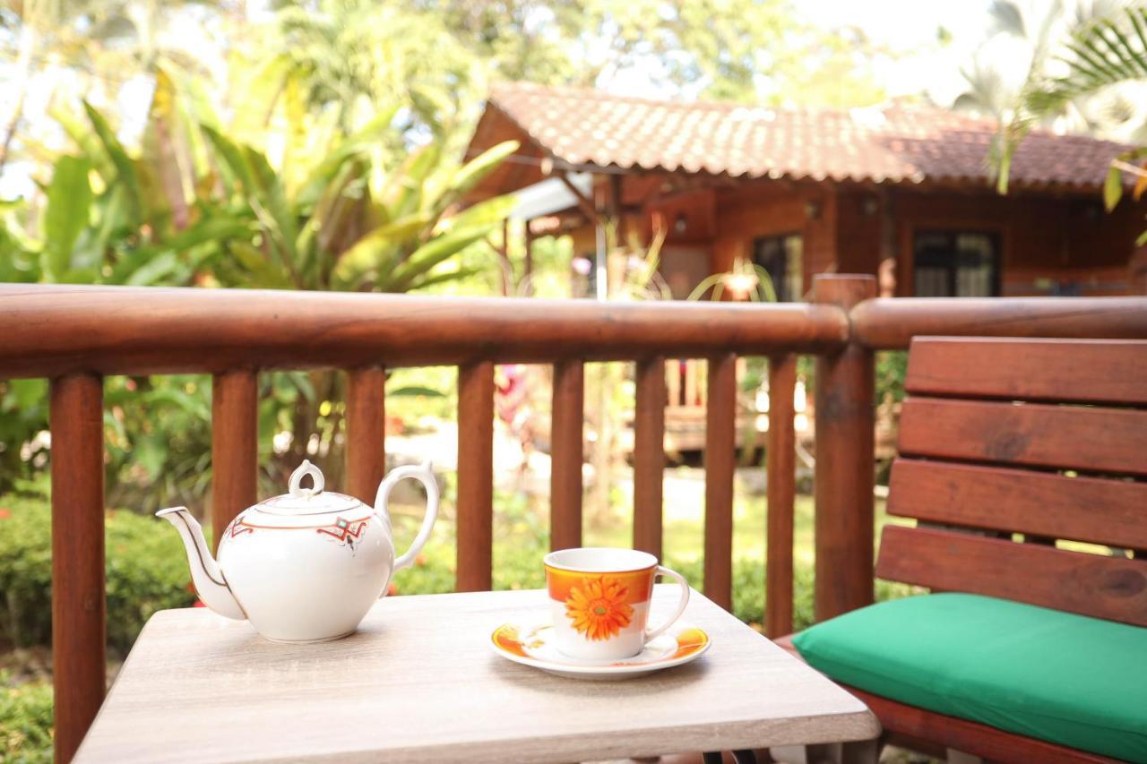 Casa Marcellino Lodge Кахуита Екстериор снимка