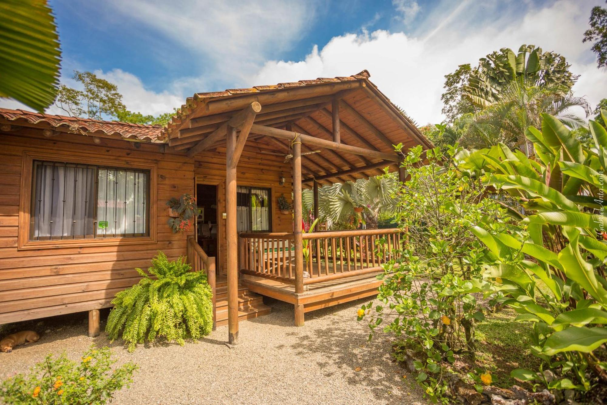 Casa Marcellino Lodge Кахуита Екстериор снимка